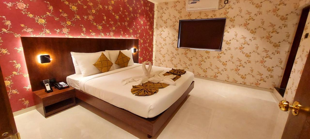 Hotel Madhuban Silvassa Dış mekan fotoğraf