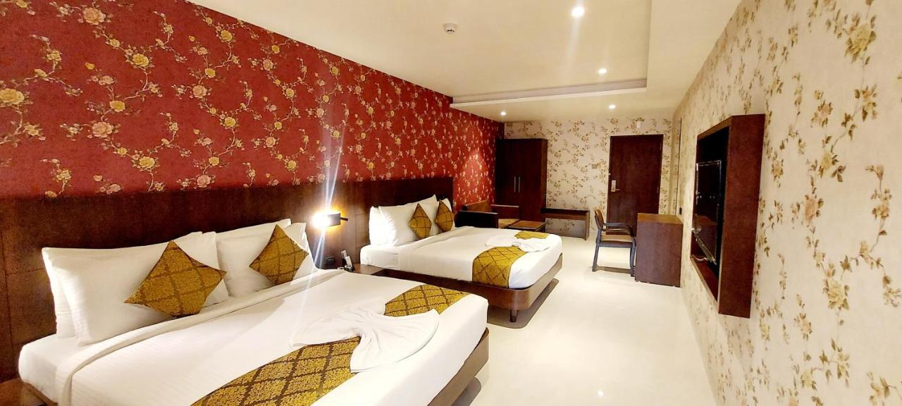 Hotel Madhuban Silvassa Dış mekan fotoğraf