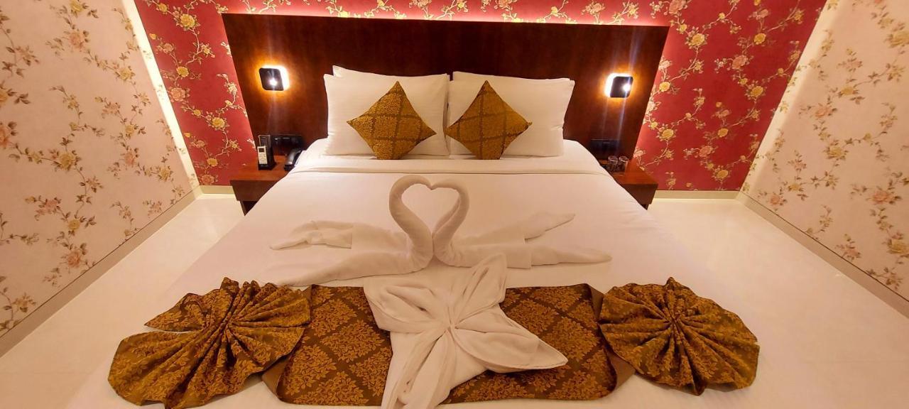 Hotel Madhuban Silvassa Dış mekan fotoğraf